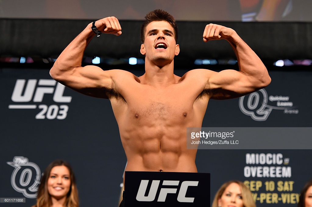 On the scale at UFC 203